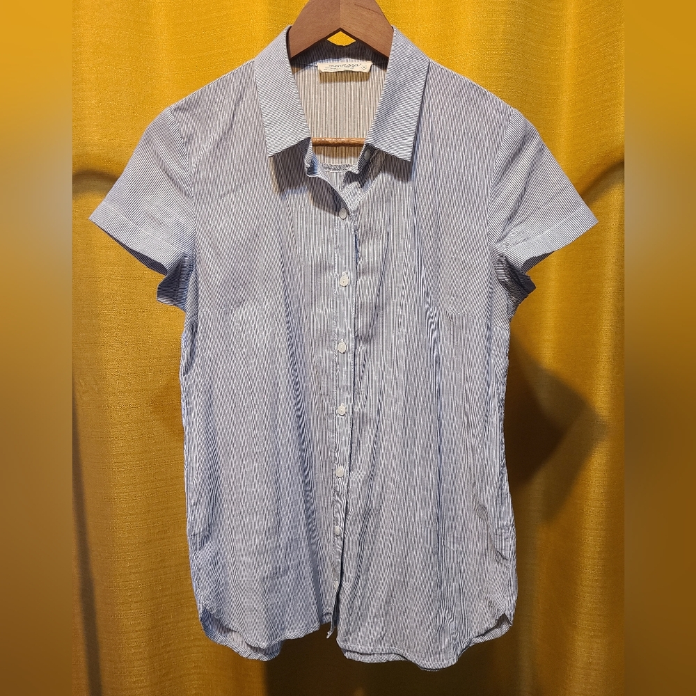 Meemoza Collared Shirt - Size M